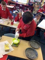 Baking up a storm in P3 and 4🎂🍰🍶🤗🤩👌